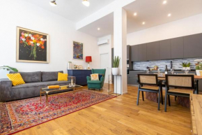 Loft Luxury Design- Apt with 2 bedrooms -WIFI ULTRA-5min METRO